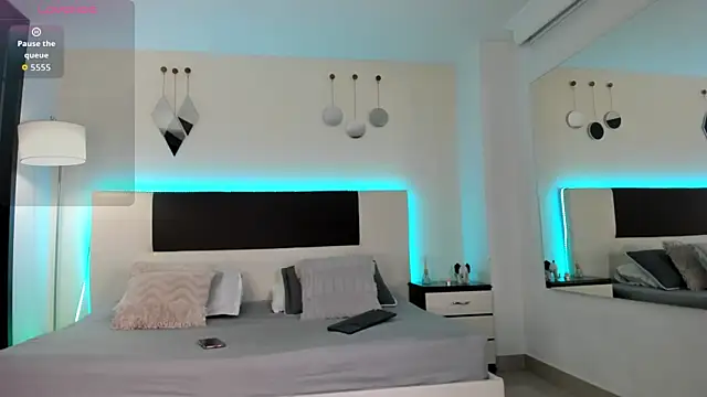 Sky Loren online show from July 3, 3:57 am