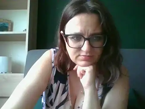 sensual paris online show from June 10, 5:28 am