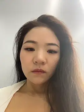 xiaochengzi505 online show from July 23, 1:30 am