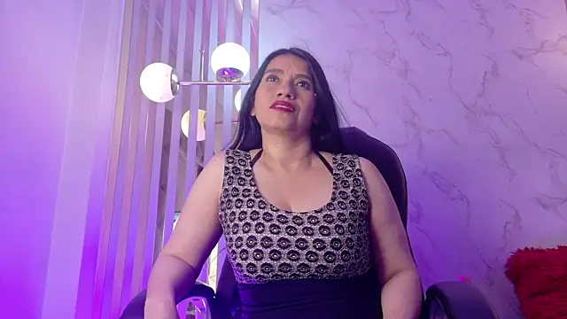 Snapshot of Dalila_5 chatting on July 22, 7:27 pm Dalila 5 online show from July 22, 7:27 pm
