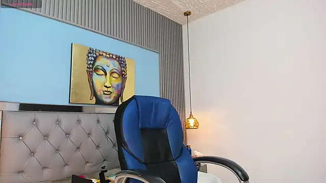Ethanx18  online show from June 24, 3:38 am