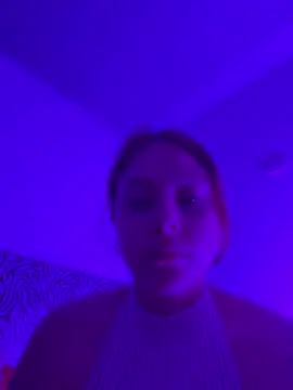 HayleyRoss  online show from June 6, 2:38 am