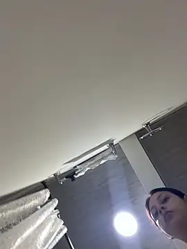 HayleyRoss  online show from July 17, 11:06 am