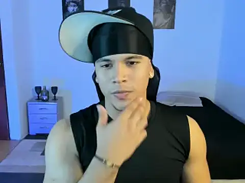 sant wahlberg online show from July 22, 10:56 pm