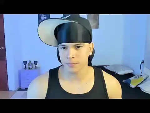 sant wahlberg online show from July 25, 12:09 am