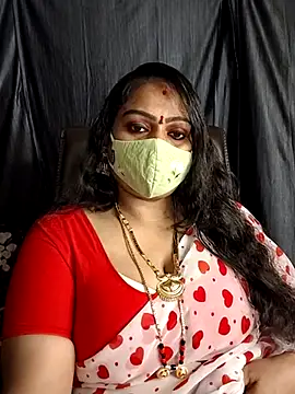Snapshot of telugu_pillapreethi chatting on May 2, 4:34 pm telugu pillapreethi online show from May 2, 4:34 pm
