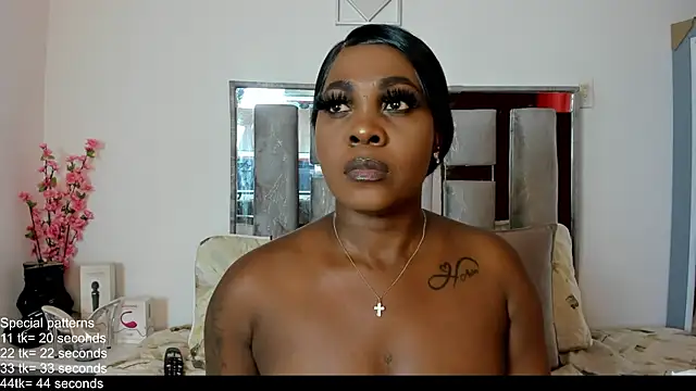 EmilyRooa1 online show from July 4, 8:48 pm