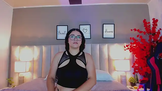 abbie laurent1 online show from May 5, 1:41 pm