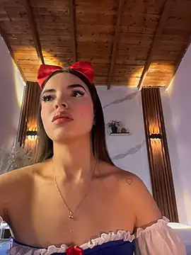 catalina lafer online show from May 30, 12:57 pm