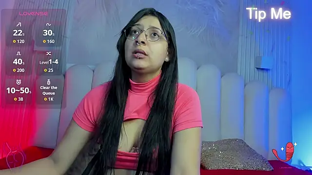 Svetlana 3 online show from June 10, 7:46 pm
