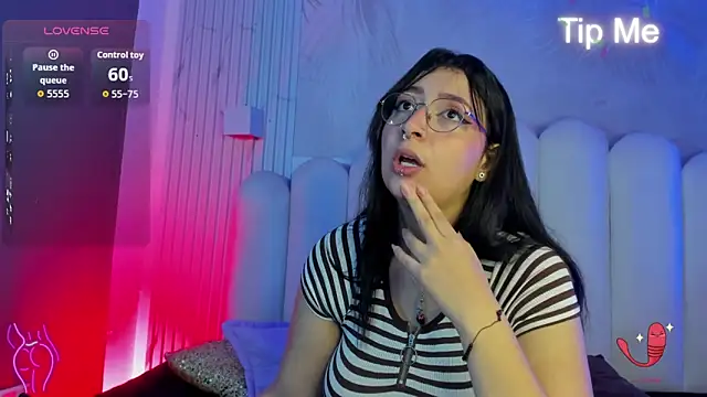 Svetlana 3 online show from June 12, 8:19 pm