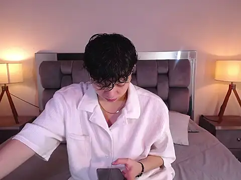 Asher addamss  online show from June 28, 5:57 am