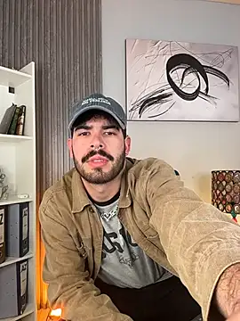 DomBoy  online show from June 25, 7:51 pm