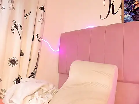 Lilyliv online show from June 5, 2:29 am