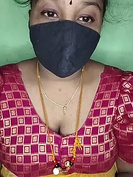 Snapshot of tamil_butterfly chatting on June 16, 5:59 pm tamil butterfly online show from June 16, 5:59 pm