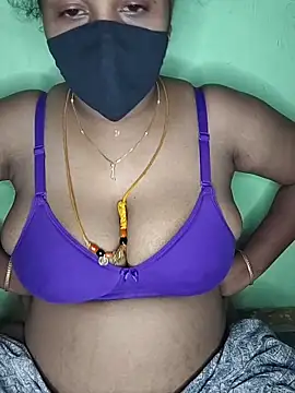 Snapshot of tamil_butterfly chatting on June 18, 6:12 pm tamil butterfly online show from June 18, 6:12 pm