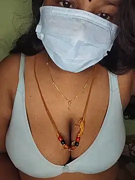 Snapshot of tamil_butterfly chatting on June 21, 8:44 pm tamil butterfly online show from June 21, 8:44 pm