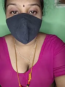 Snapshot of tamil_butterfly chatting on June 29, 6:08 pm tamil butterfly online show from June 29, 6:08 pm