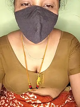 Snapshot of tamil_butterfly chatting on July 1, 2:13 am tamil butterfly online show from July 1, 2:13 am
