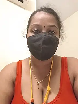 Snapshot of tamil_butterfly chatting on July 12, 10:06 am tamil butterfly online show from July 12, 10:06 am