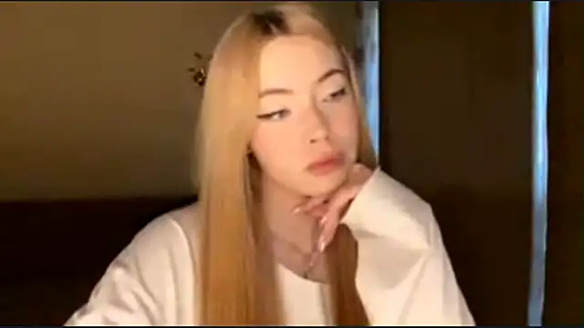 JacquiKelder online show from May 14, 2:02 pm