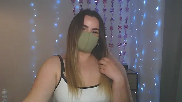 MillaVelvet online show from May 6, 11:59 am