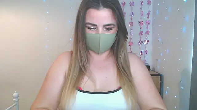 MillaVelvet online show from May 7, 10:53 am
