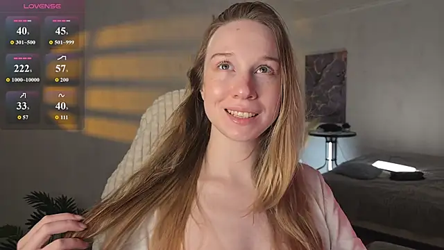 Snapshot of Eve_Sin chatting on June 11, 3:26 am Eve Sin online show from June 11, 3:26 am