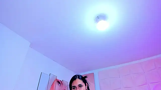 Snapshot of MahiaraHot chatting on July 7, 1:26 pm MahiaraHot online show from July 7, 1:26 pm