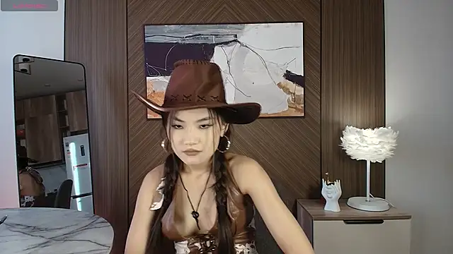 Snapshot of seddielin chatting on June 29, 12:17 am seddielin online show from June 29, 12:17 am