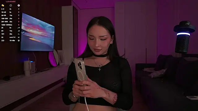 asvna  online show from July 13, 12:24 am