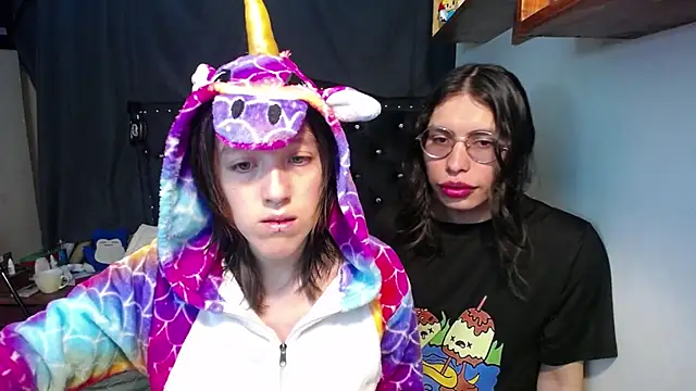 Blair y Briar online show from July 24, 8:18 pm