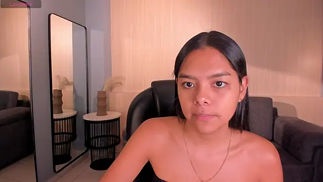 SaphiraJames online show from July 11, 1:41 am