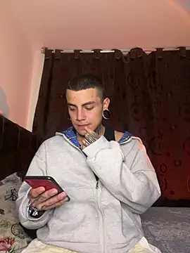  valentinoooo online show from July 21, 4:04 am