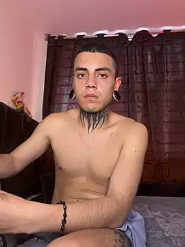  valentinoooo online show from July 21, 4:09 pm