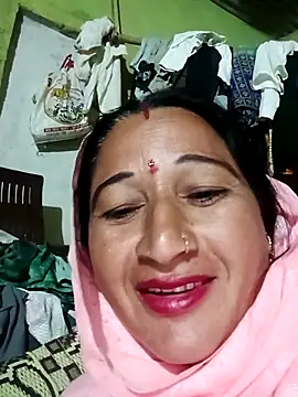 Haliya8 online show from May 5, 11:24 pm