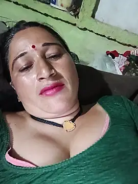 Haliya8 online show from May 13, 4:37 pm