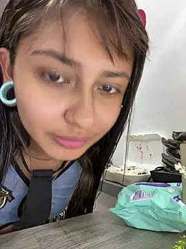 Noa lau online show from July 15, 3:56 am