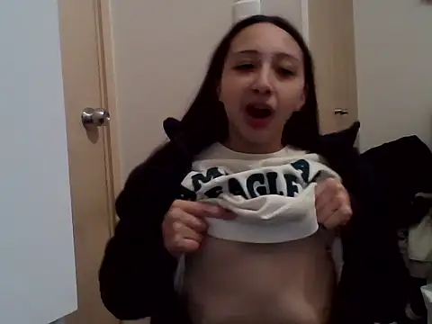 010874 online show from June 23, 3:26 am