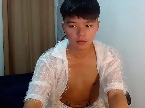 yourhotasiandoms online show from May 11, 8:53 am