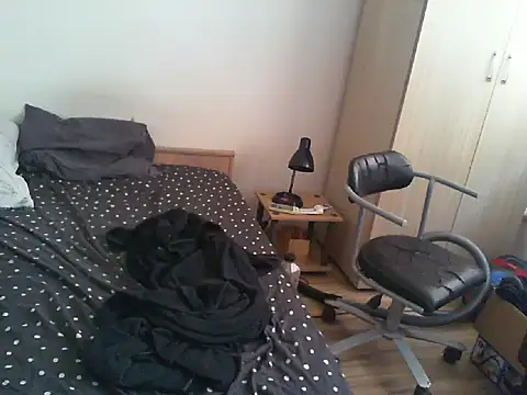 Snapshot of GeorgeCarlo chatting on June 24, 4:17 pm GeorgeCarlo online show from June 24, 4:17 pm