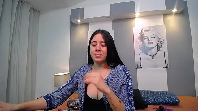  tamara priya  online show from July 25, 11:30 am