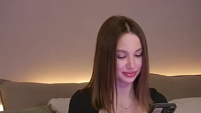 StefaEvans online show from May 19, 4:35 pm
