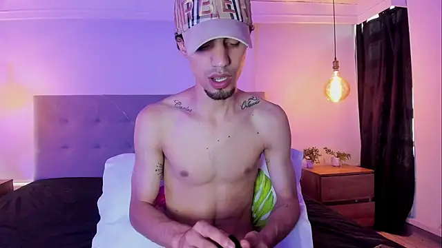 MichaelEvanss  online show from May 21, 12:34 pm