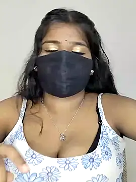 Axy1 1 online show from June 13, 3:32 pm