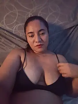 Sweet Ninaa online show from May 30, 3:14 am