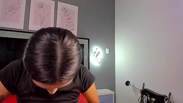 Snapshot of jade_lov chatting on June 23, 7:45 pm jade lov online show from June 23, 7:45 pm