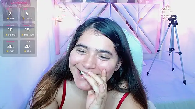 Laurha  online show from July 21, 7:38 pm