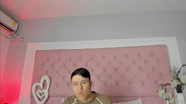 SarahDoll   online show from May 15, 1:07 pm