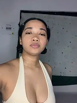  sweetSabrina- online show from May 14, 11:55 pm